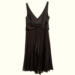 Maggy London Babydoll Dress Size 6 Brown Silk Bow V-neck Vintage Y2K Party Event